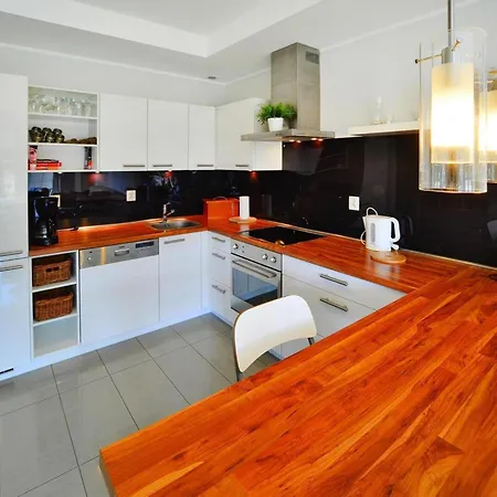 Apartment In Grzybowo Near Beach & Cycle Path, Cleaning Included Daire Grzybowo (West Pomeranian)