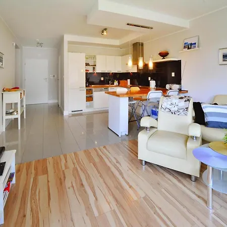 Apartment In Grzybowo Near Beach & Cycle Path, Cleaning Included Daire *